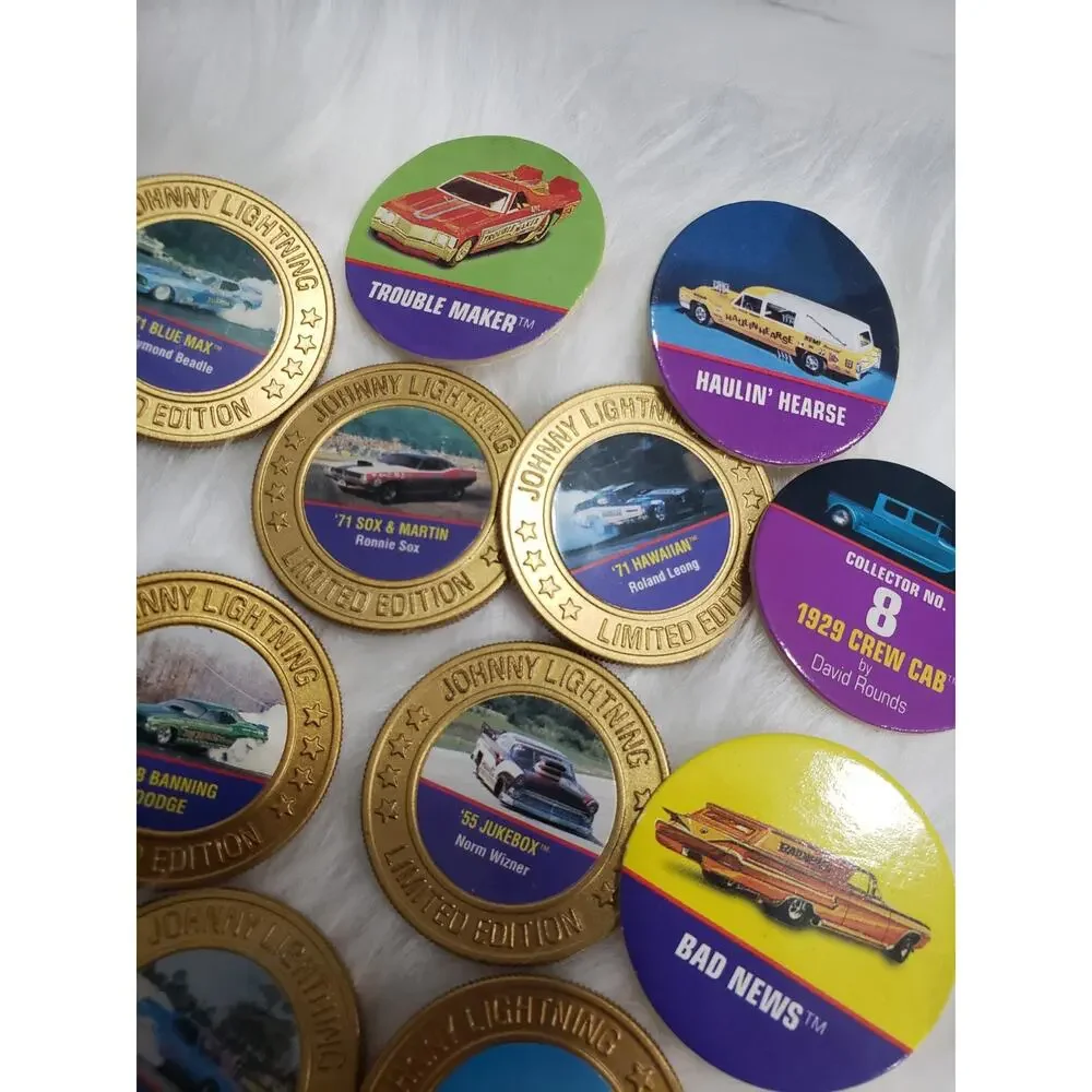 Lot 30+ JOHNNY LIGHTNING LIMITED EDITION‎ COLLECTOR COINS